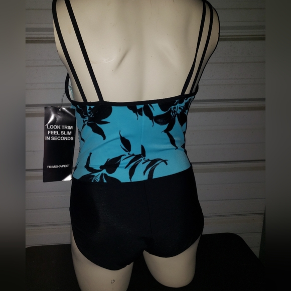 Plus Size 18 2X NEW Trimshaper Swimsuit Blue one piece 🏊♂️ slimming kohls - Picture 4 of 5